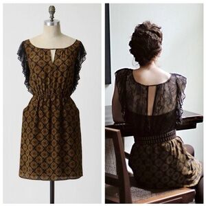 Chic Black and Gold Backless Lace Dress